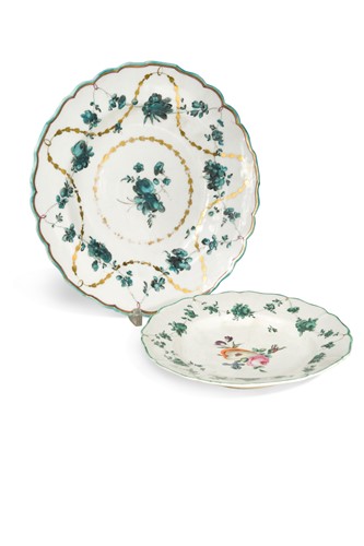 Lot 479 - A pair of Chelsea-Derby plates, circa 1775