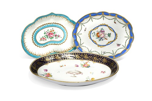 Lot 462 - A Derby shaped oval dish, circa 1785