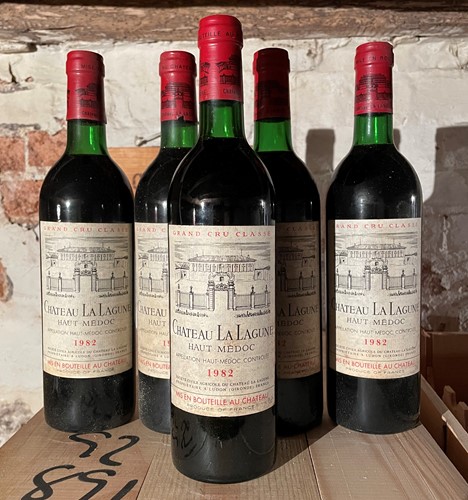 Lot 424 - Chateau La Lagune, Haut Medoc 3eme Cru 1982