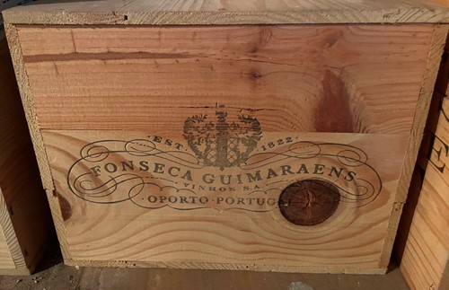 Lot 428 - Fonseca Guimaraens Vintage Port 1992