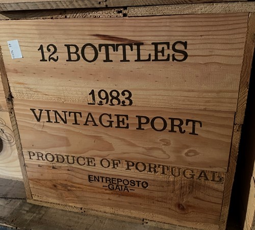 Lot 427 - Graham's Vintage Port 1983