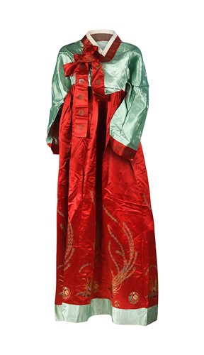 Lot 66 - A Korean ladies Hanbok dress, circa 1920s