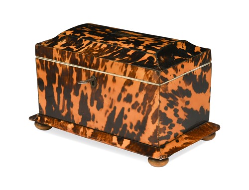 Lot 428 - A George III tortoiseshell-veneered tea caddy