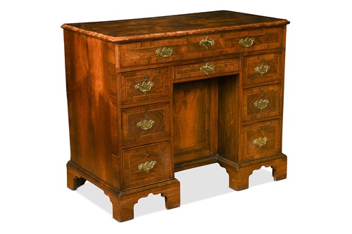 Lot 400 - A George II rosewood kneehole desk